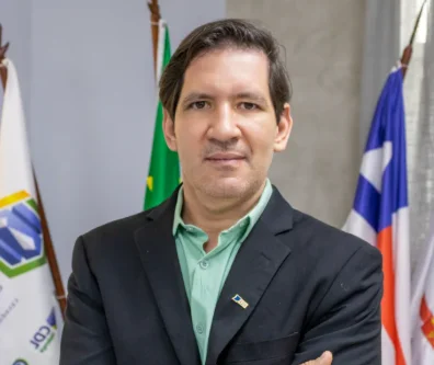 Vice-Presidente das três entidades no triênio e quadriênio atual.
