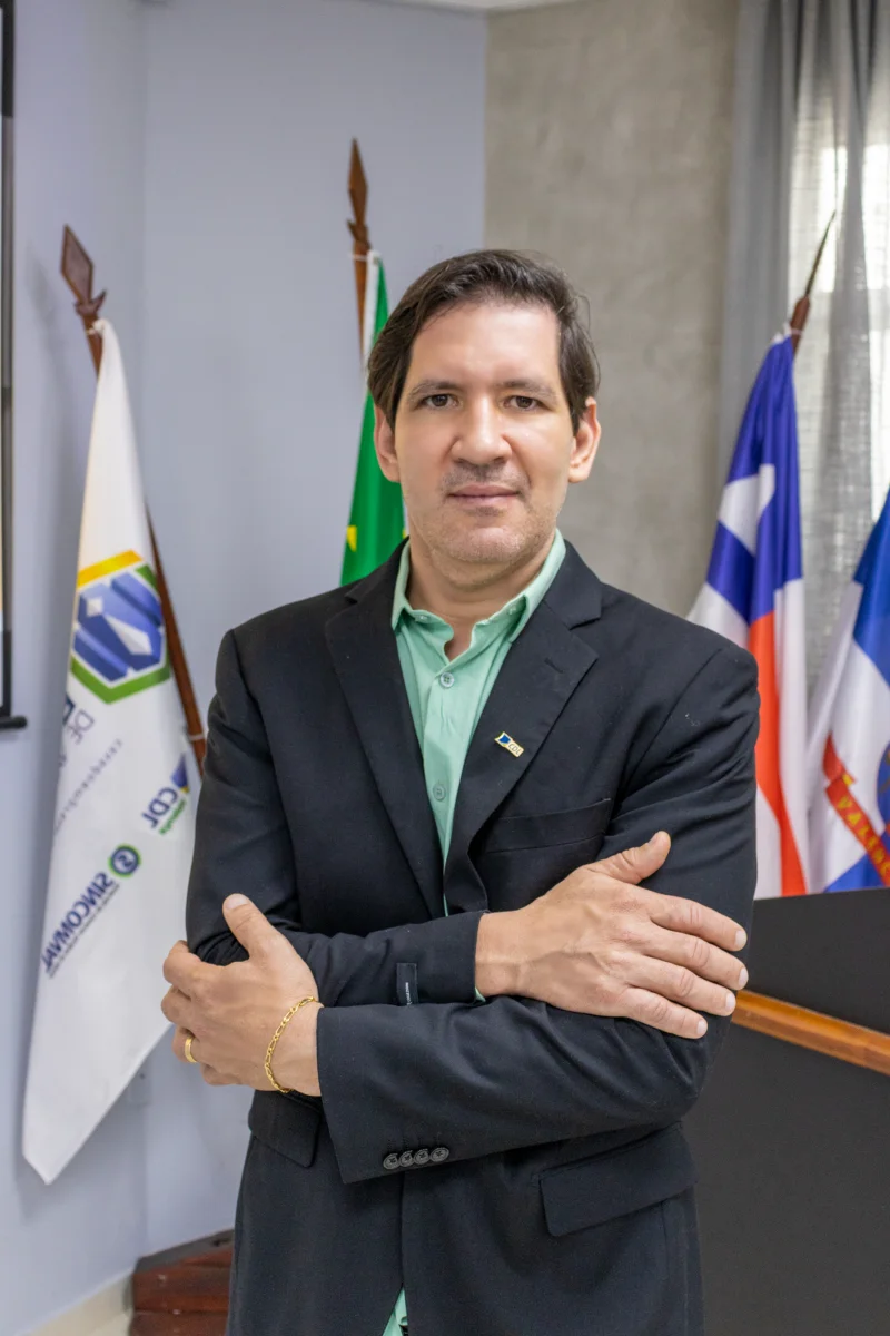 Vice-Presidente das três entidades no triênio e quadriênio atual.