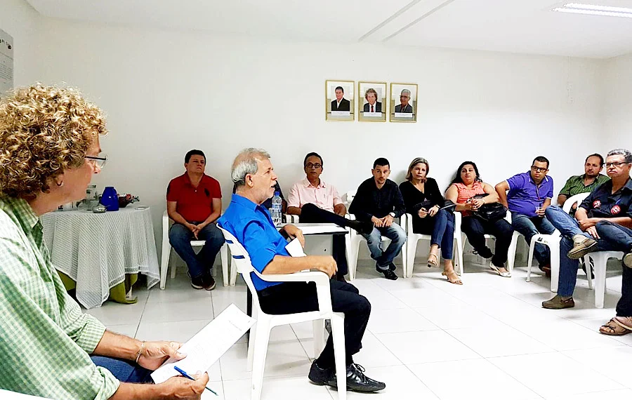 ACE e CDL realizam Roda de Conversa com o candidato Jairo Baptista